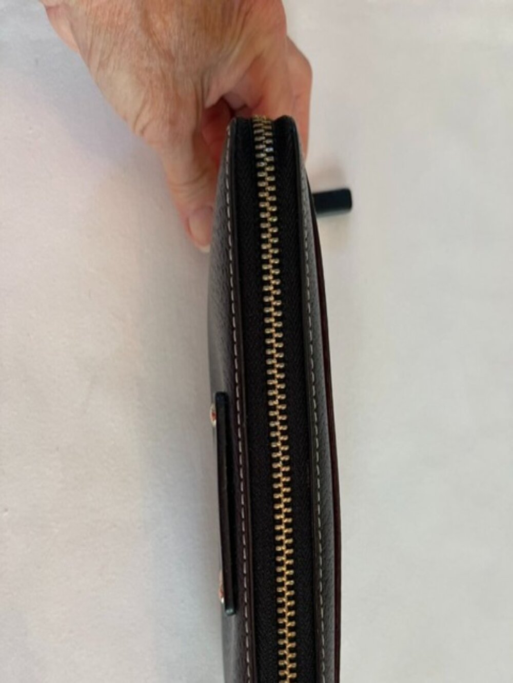 KATE SPADE | Neda Wellesley Black Pebbled Leather Zip Around Clutch Wallet-EUC - Picture 13 of 13